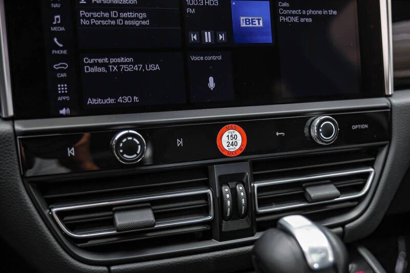 2024 Porsche Macan
