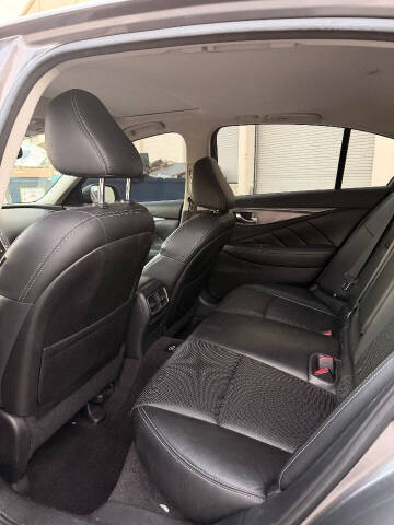 2014 Infiniti Q50 Hybrid Sport