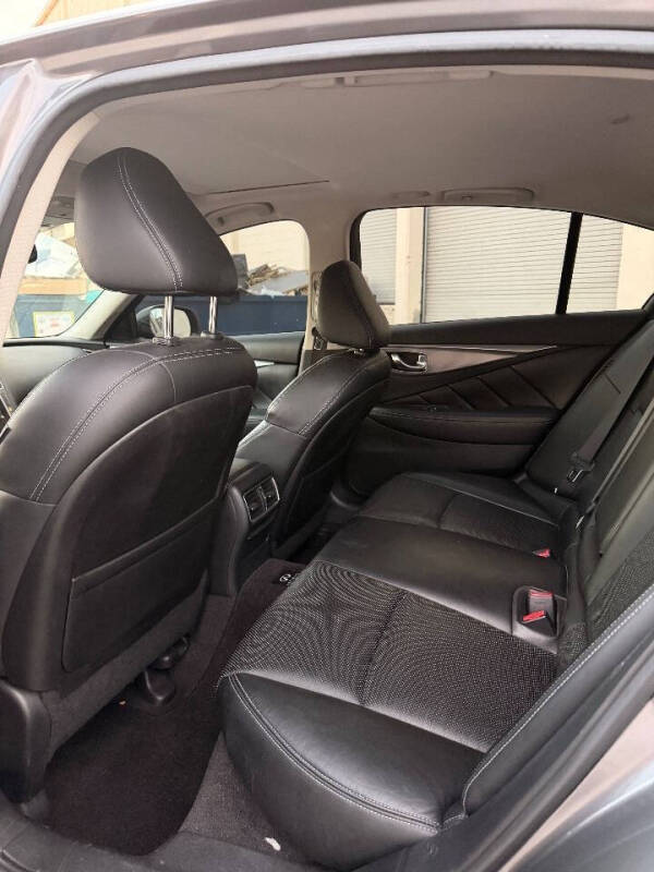 2014 Infiniti Q50 Hybrid Sport