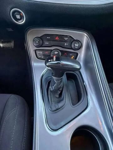 2023 Dodge Challenger SXT