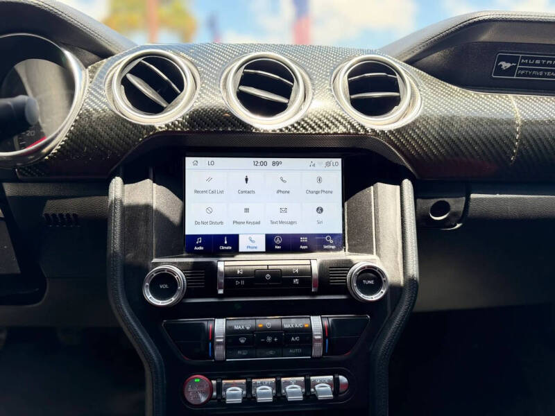 2020 Ford Mustang