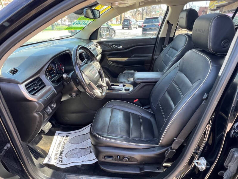 2019 GMC Acadia Denali