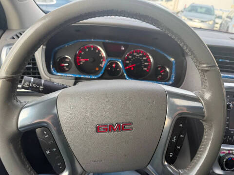 2013 GMC Acadia SLE-2