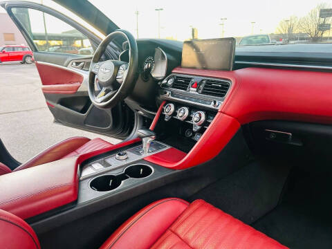 2023 Genesis G70 2.0T