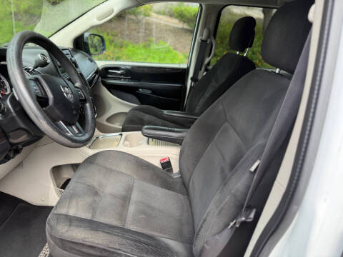 2016 Dodge Grand Caravan SXT Plus