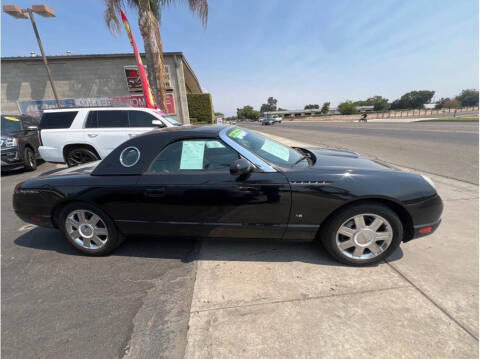 2004 Ford Thunderbird Deluxe