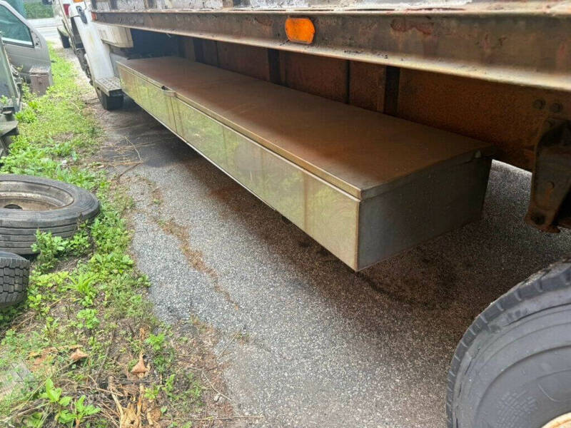 1998 Freightliner FL60