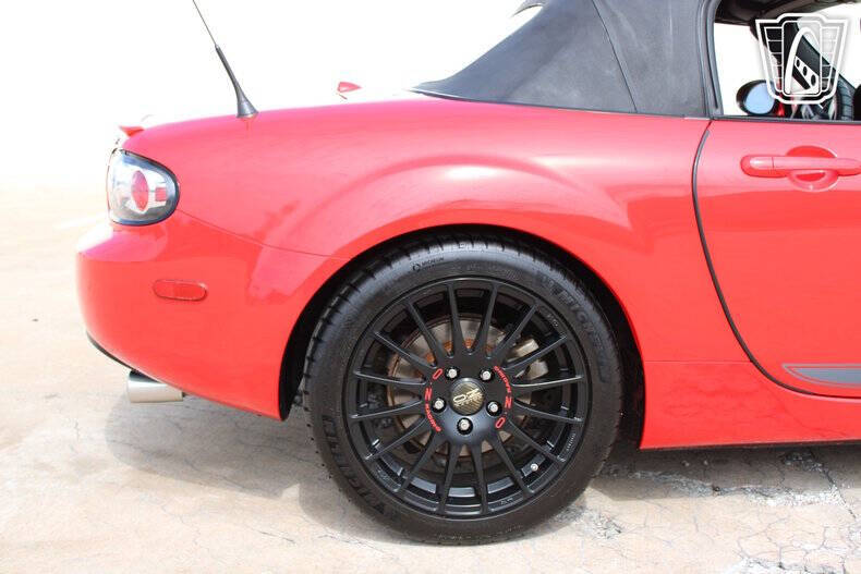 2006 Mazda MX-5 Miata