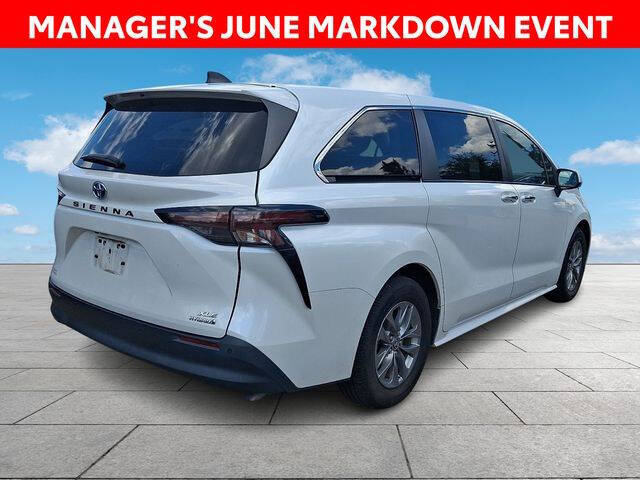 2023 Toyota Sienna