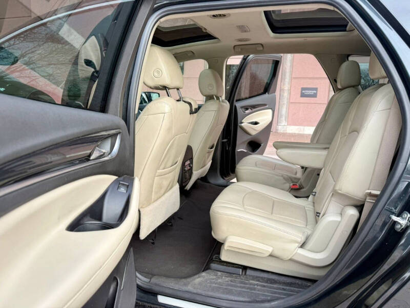 2020 Buick Enclave Essence