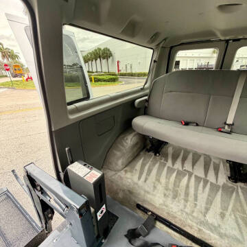 2011 Ford E-350