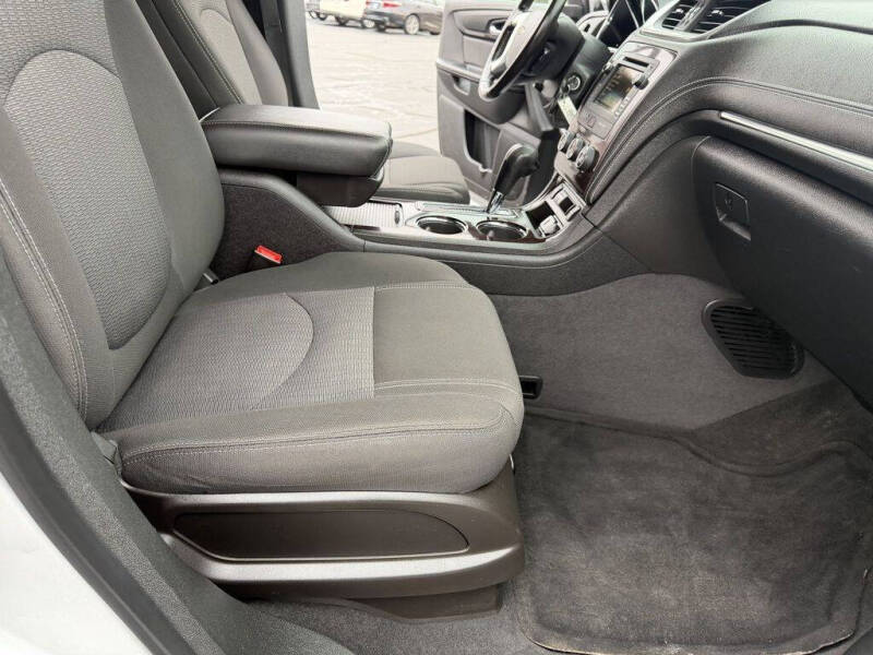 2017 Chevrolet Traverse LT