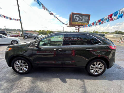 2023 Ford Edge Titanium