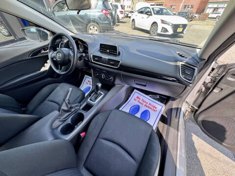 2014 Mazda MAZDA3 i Sport