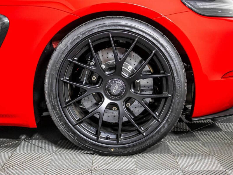 2024 Porsche 718 Cayman GT4 RS