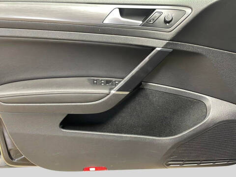 2021 Volkswagen Golf TSI