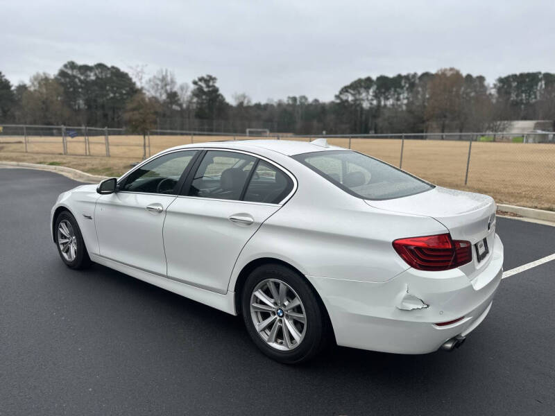 2016 BMW 5 Series 528i