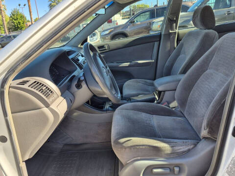 2003 Toyota Camry LE