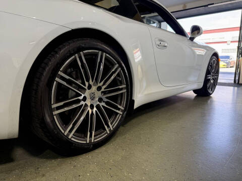 2015 Porsche 911 Carrera