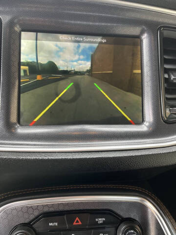 2018 Dodge Challenger SXT Plus