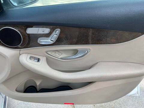 2017 Mercedes-Benz C-Class C 300