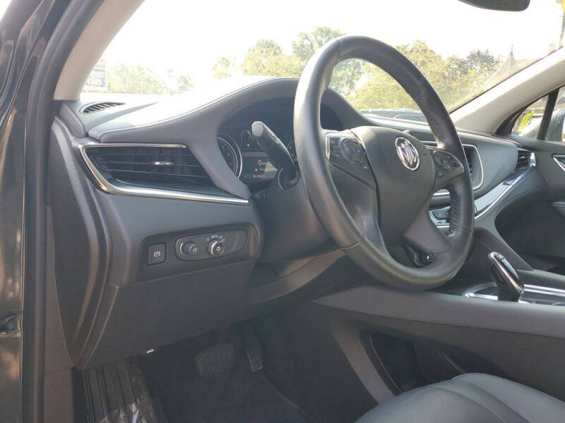 2021 Buick Enclave Essence