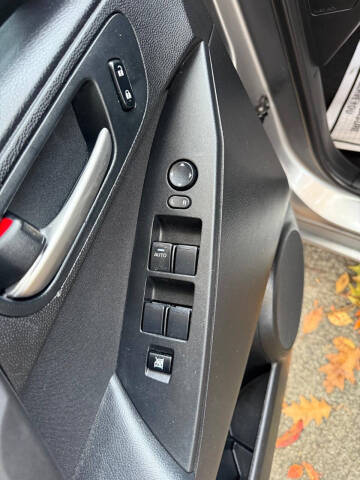 2010 Mazda MAZDA3 i Touring