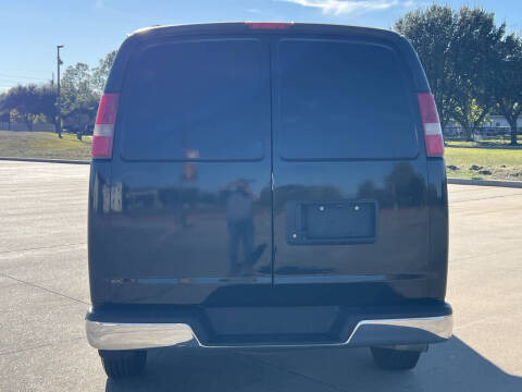 2017 Chevrolet Express 2500