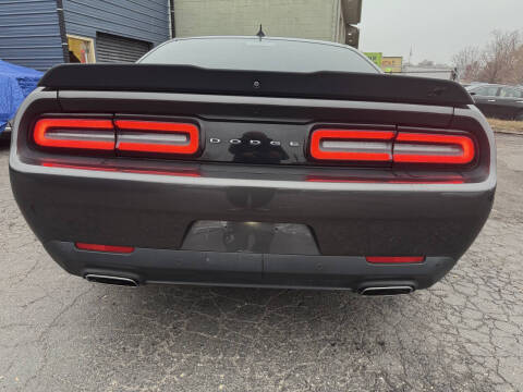 2019 Dodge Challenger SXT