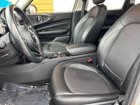 2017 MINI Clubman Cooper