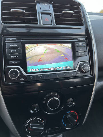 2015 Nissan Versa Note SR