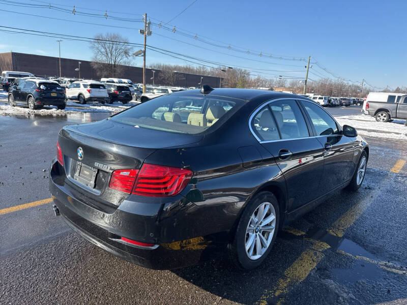 2016 BMW 5 Series 528i