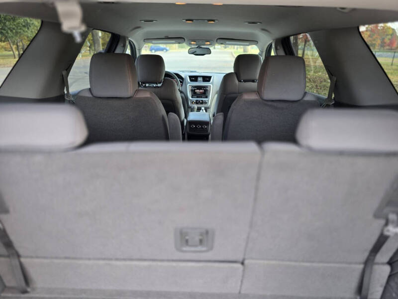 2014 GMC Acadia SLE2 photo 18