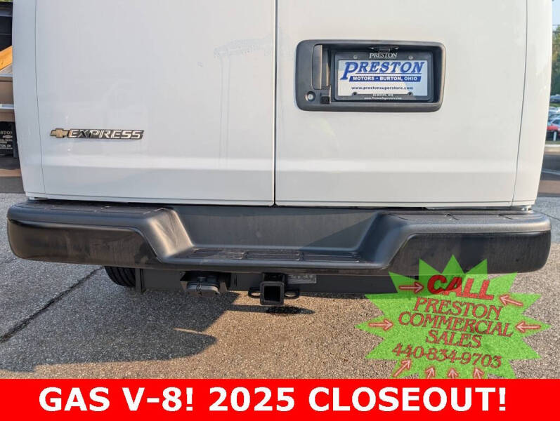 2025 Chevrolet Express 2500
