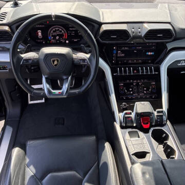 2020 Lamborghini Urus