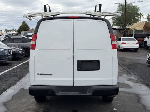 2017 Chevrolet Express 2500