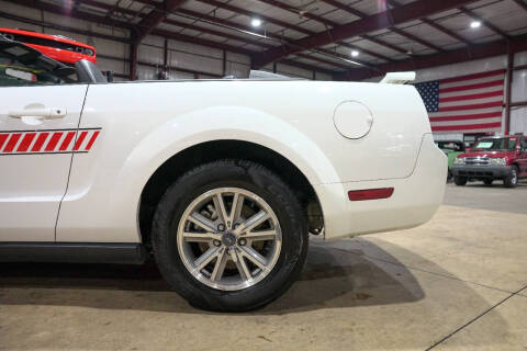 2005 Ford Mustang V6 Premium