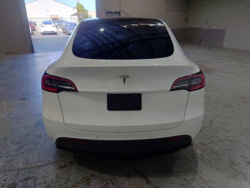 2021 Tesla Model Y Standard Range