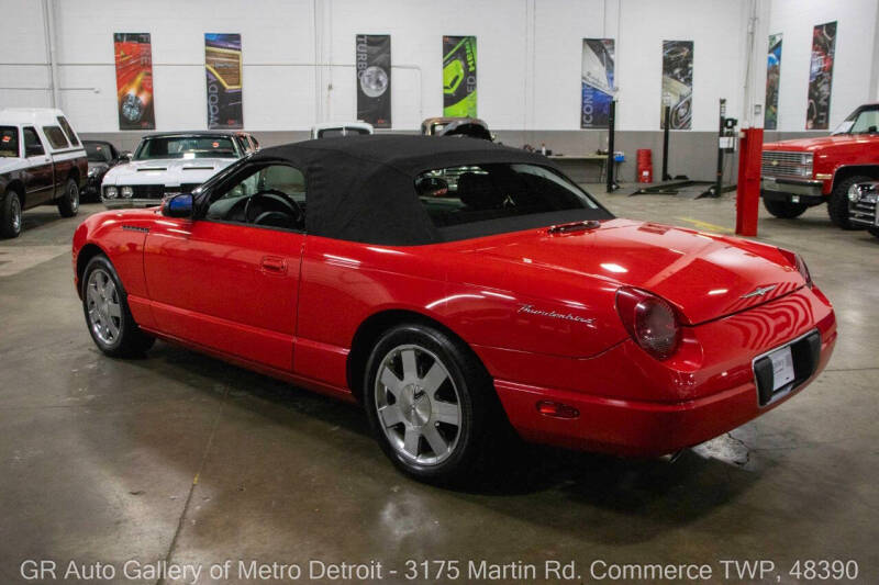 2002 Ford Thunderbird Deluxe