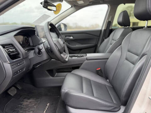 2025 Nissan Rogue SL
