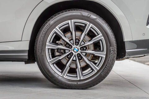 2022 BMW X6 xDrive40i