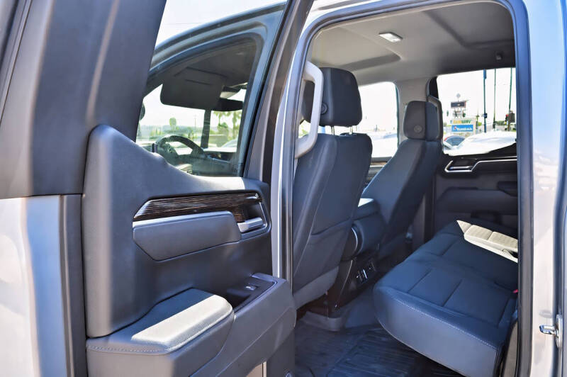 2025 GMC Sierra 1500 SLE
