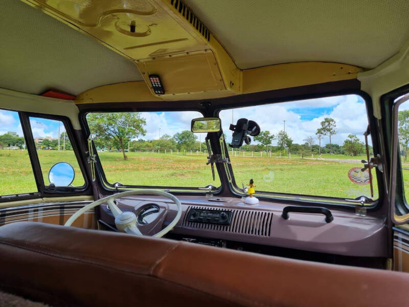 1975 Volkswagen Bus