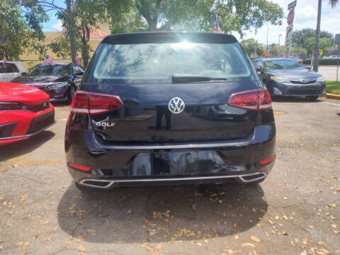 2021 Volkswagen Golf TSI