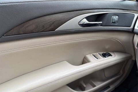 2017 Lincoln MKZ Reserve