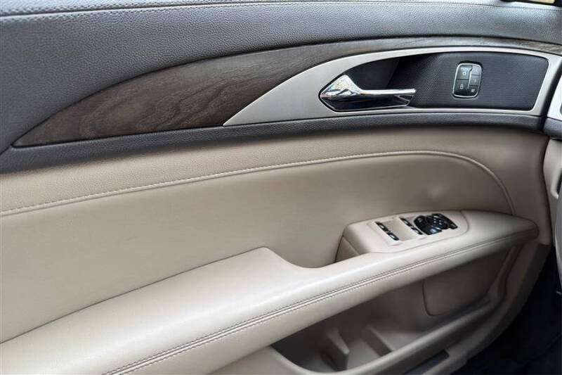 2017 Lincoln MKZ Reserve