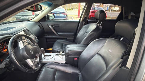 2005 Infiniti FX35