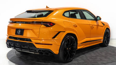 2023 Lamborghini Urus S
