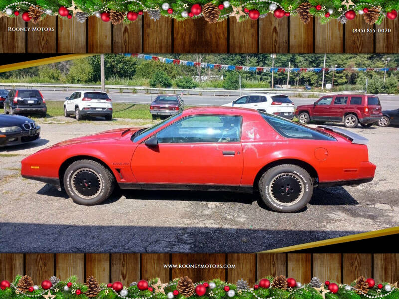 1983 Pontiac Firebird's photo