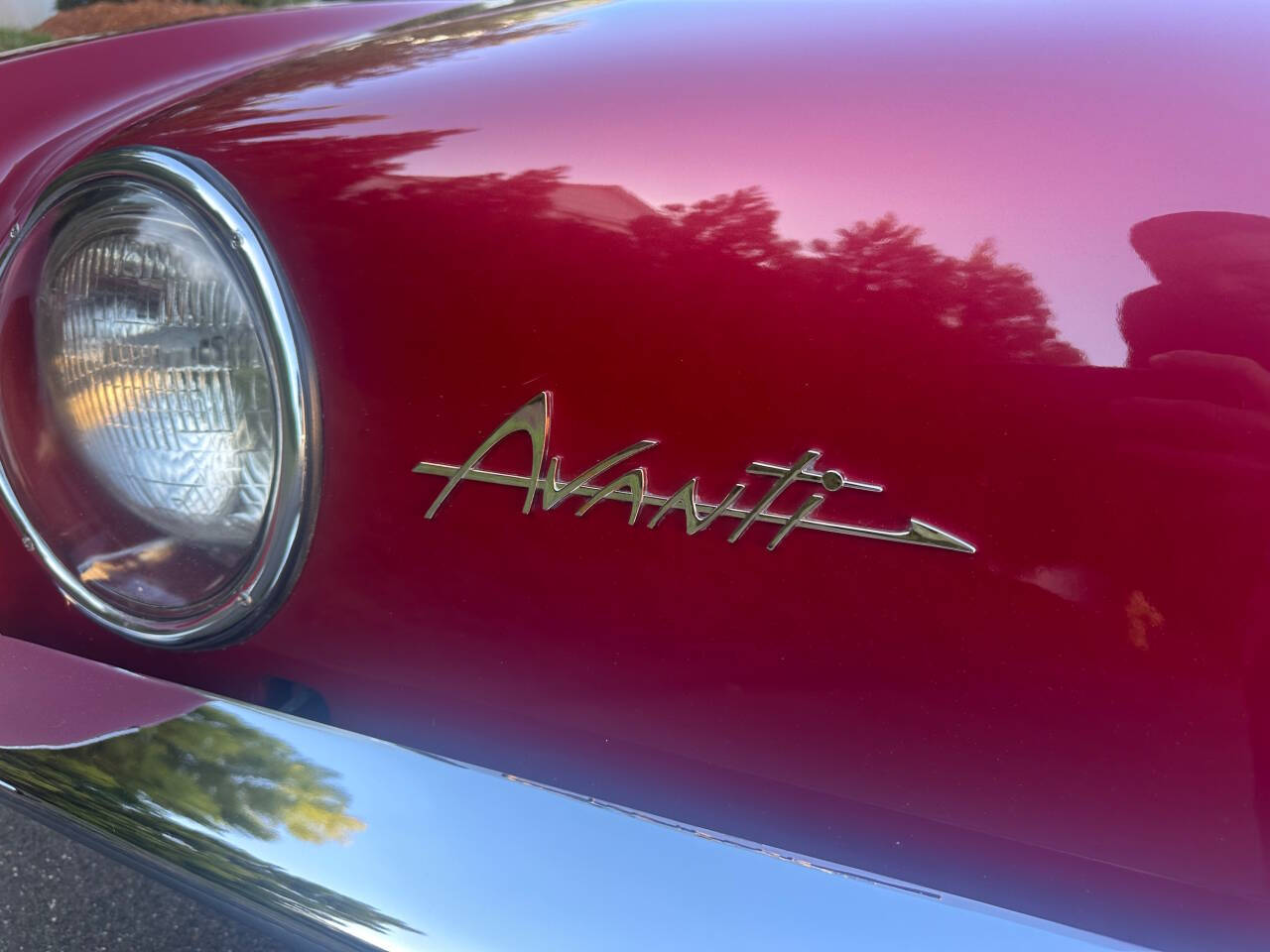1963 Studebaker Avanti 1